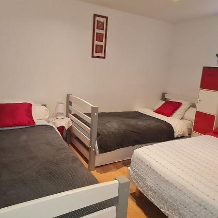 Belle Maison Avec Jardin Rdc T3 De 70M2 Vacances Ou Cure Thermale Rochefort Eksteriør billede