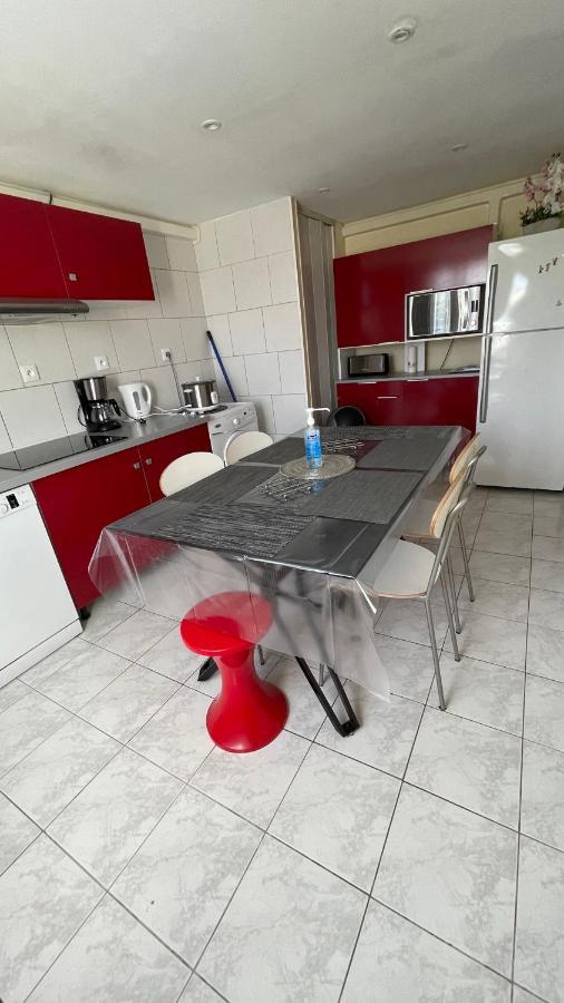Belle Maison Avec Jardin Rdc T3 De 70M2 Vacances Ou Cure Thermale Rochefort Eksteriør billede